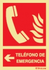 Señal de equipo de alarma o alerta contra incendio con el pictograma x texto de teléfono de emergencia y flecha horizontal a la izquierda