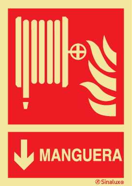 Señal de equipo de lucha contra incendio con el pictograma y texto de manguera y flecha vertical hacia bajo