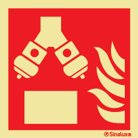 Señal de equipo de lucha contra incendio con el pictograma de columna seca