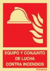 Señal de equipo de lucha contra incendio con el pictograma de material para las equipas de emergencia y el texto EQUIPO Y CONJUNTO DE LUCHA CONTRA INCENDIOS