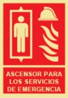 Señal de equipo de lucha contra incendio con el pictograma y texto de ascensor para los servicios de emergencia
