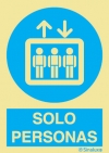 Señal de obligación con el pictograma y texto de obligatorio utilizar los ascensores solo con personas