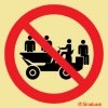 Señal de prohibición con el pictograma de prohibido transportar personas