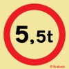 Señal de prohibición con el pictograma de circulación prohibida a vehículos con un peso superior a 5,5t