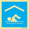 Señal informativa con el pictograma de piscina cubierta