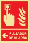 Señal de equipo de alarma o alerta contra incendio con el pictograma y texto de pulsador de alarma y flecha horizontal a la izquierda