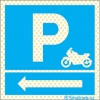 Señal reflectoluminiscente para aparcamientos con el pictograma de parking para motos y flecha a la izquierda